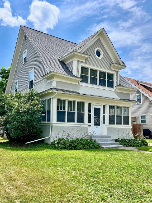 3207 E 42nd Street, Minneapolis, MN 55406