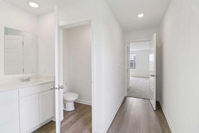 2013 Winterberry Trail, Wonder Lake, IL 60097