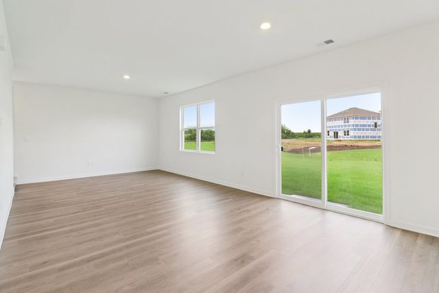 2013 Winterberry Trail, Wonder Lake, IL 60097