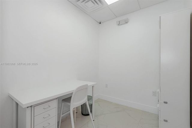 1992 E 4th Ave, Hialeah, FL 33010