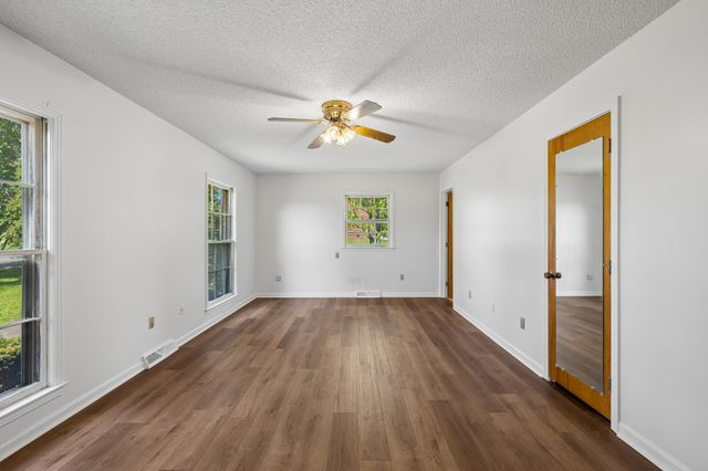 1865 Hickory Ridge Rd, Lebanon, TN 37087