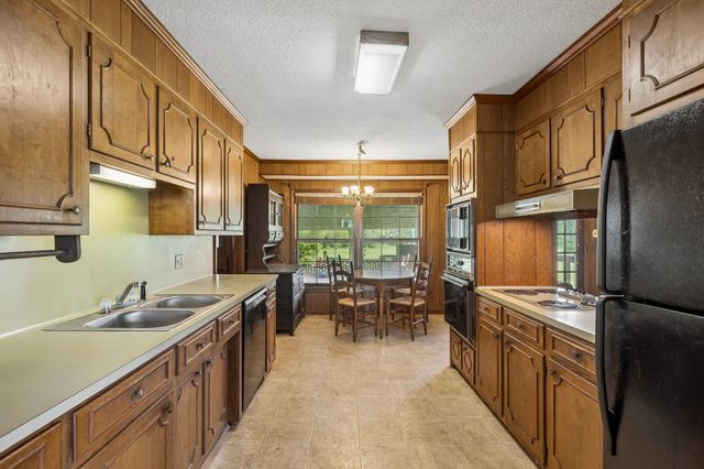 1865 Hickory Ridge Rd, Lebanon, TN 37087