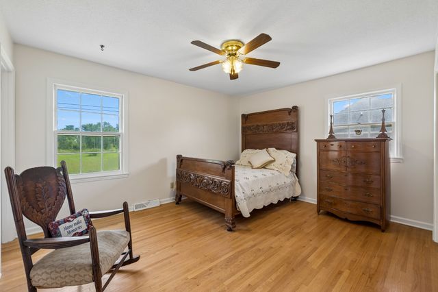 1865 Hickory Ridge Rd, Lebanon, TN 37087