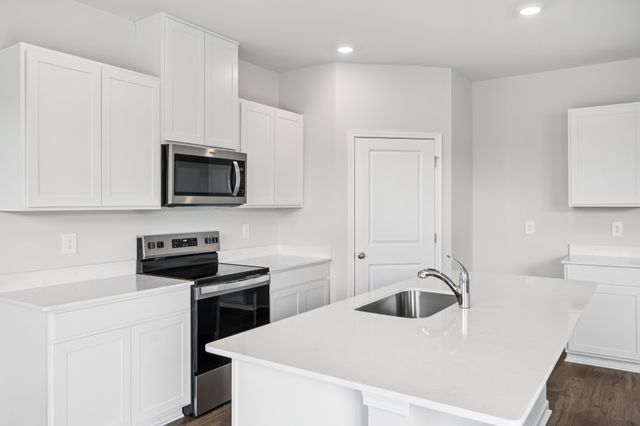 2214 Cheltenham Place, Columbia, TN 38401