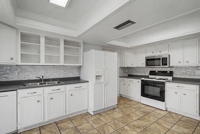 1405 Wind Cave Circle, Plano, TX 75023