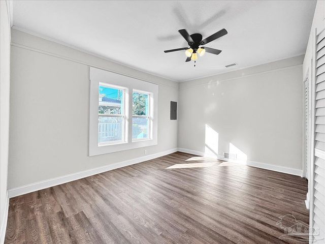 1007 W Wright St, Pensacola, FL 32502