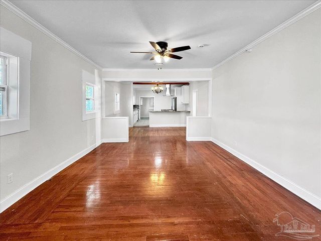 1007 W Wright St, Pensacola, FL 32502