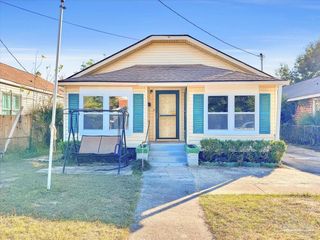 1007 W Wright St, Pensacola, FL 32502