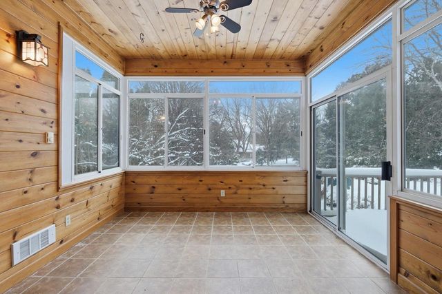 5948 Woods Edge Road, Fitchburg, WI 53711