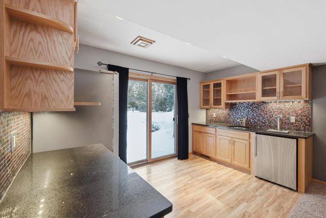 5948 Woods Edge Road, Fitchburg, WI 53711