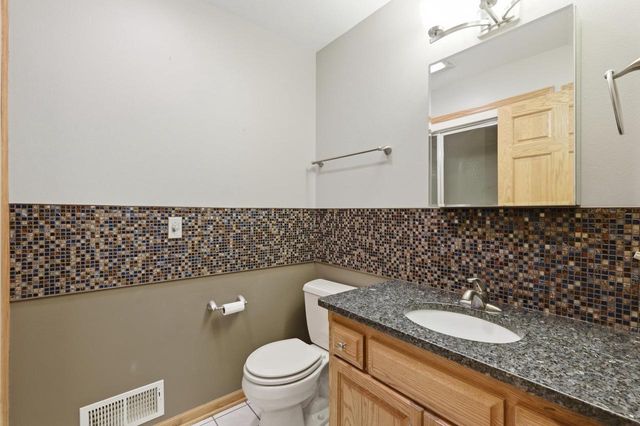 5948 Woods Edge Road, Fitchburg, WI 53711