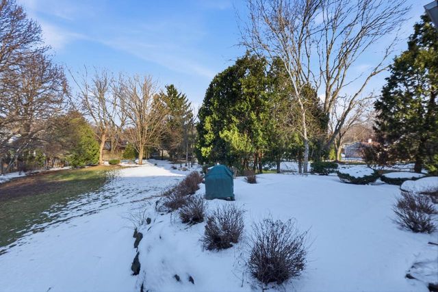 5948 Woods Edge Road, Fitchburg, WI 53711