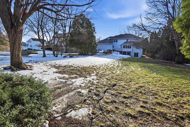 5948 Woods Edge Road, Fitchburg, WI 53711