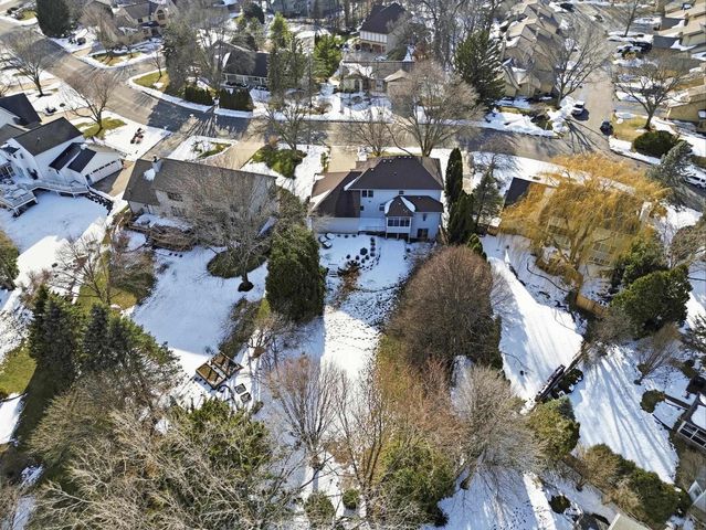 5948 Woods Edge Road, Fitchburg, WI 53711