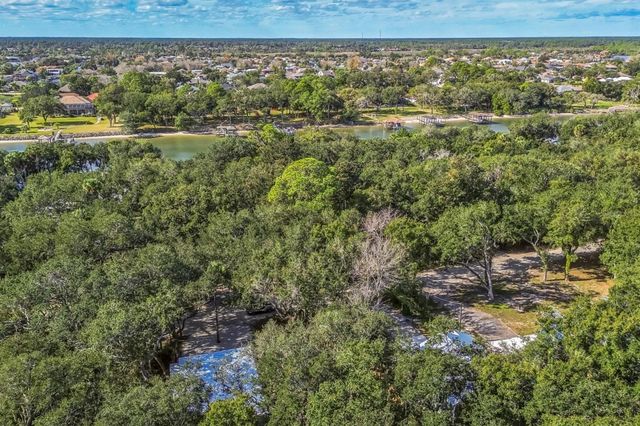 111 HERNANDEZ AVENUE, Palm Coast, FL 32137