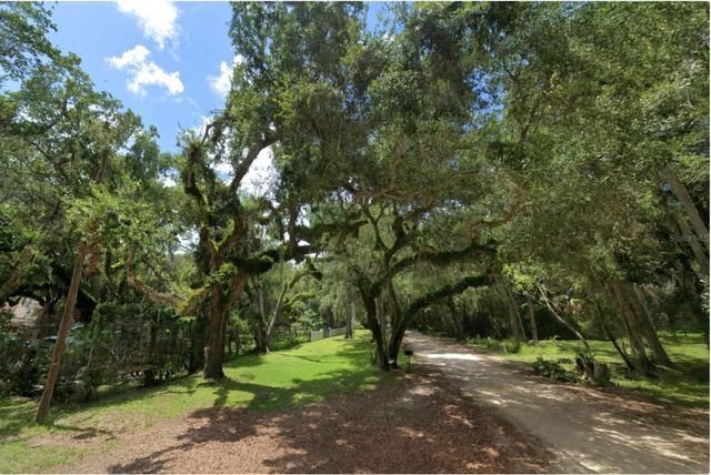 111 HERNANDEZ AVENUE, Palm Coast, FL 32137