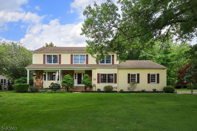 3 Ivy Ln, Hillsborough Twp., NJ 08844