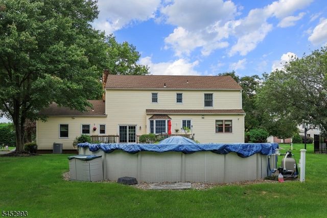3 Ivy Ln, Hillsborough Twp., NJ 08844