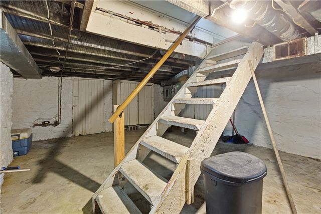 208 Boden Ave, Carnegie, PA 15106