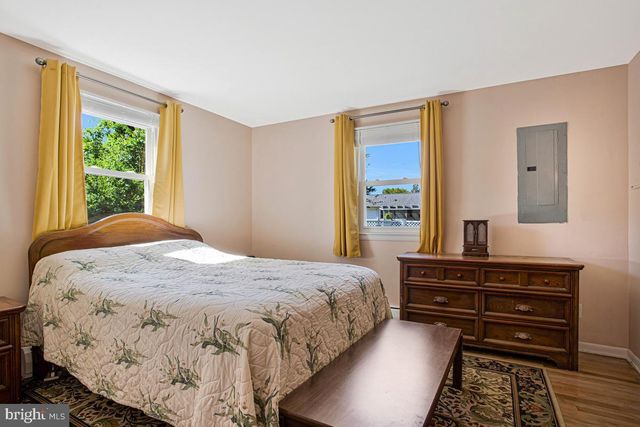 3714 3RD AVE, Edgewater, MD 21037