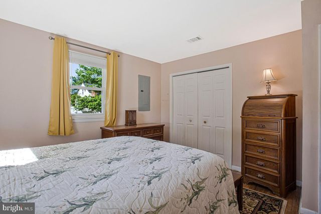 3714 3RD AVE, Edgewater, MD 21037