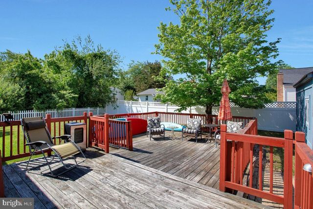 3714 3RD AVE, Edgewater, MD 21037