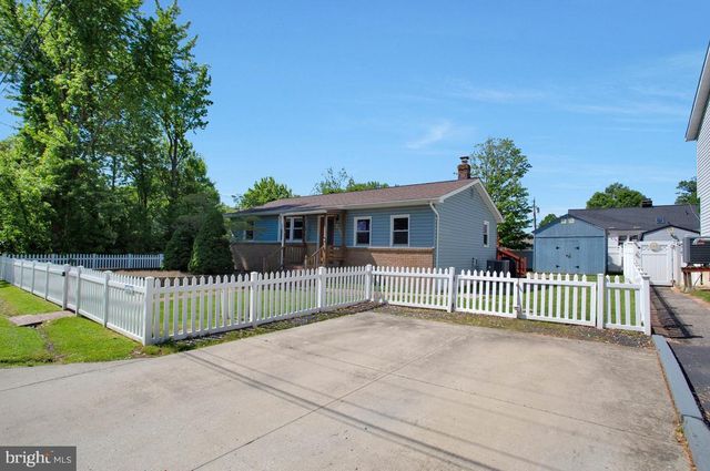 3714 3RD AVE, Edgewater, MD 21037