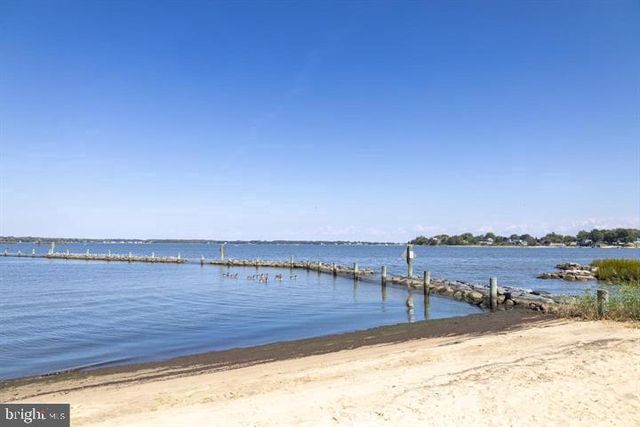 3714 3RD AVE, Edgewater, MD 21037