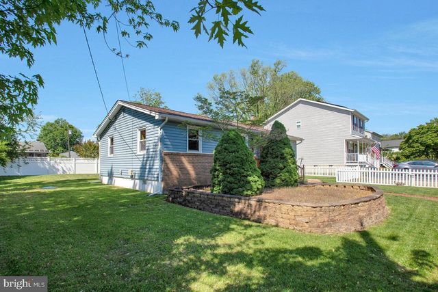 3714 3RD AVE, Edgewater, MD 21037
