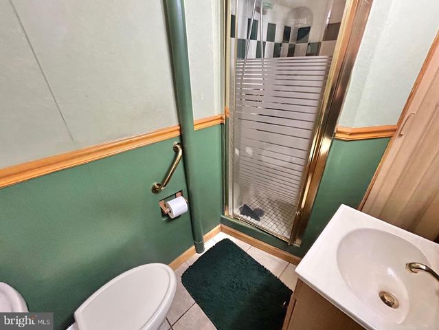 420 WINTHROP AVE, Mount Ephraim, NJ 08059