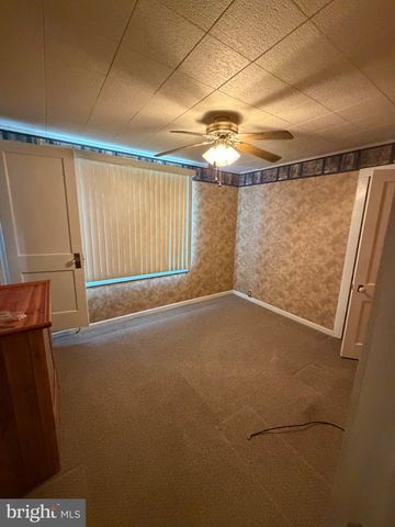 1548 MOSS ST, Reading, PA 19604