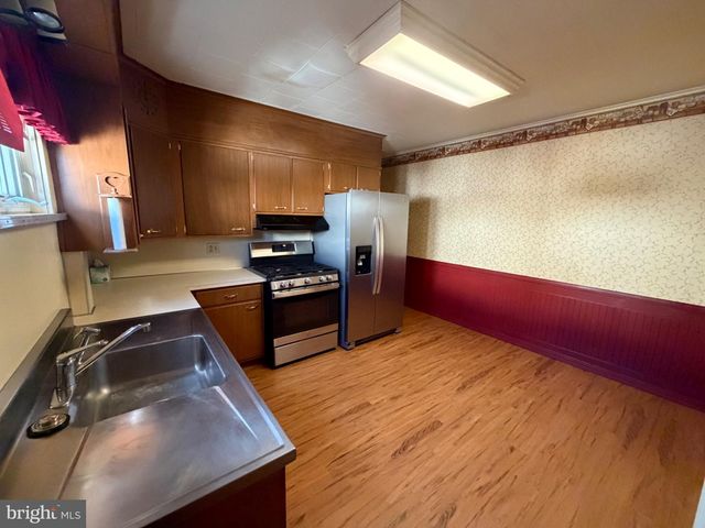 1548 MOSS ST, Reading, PA 19604