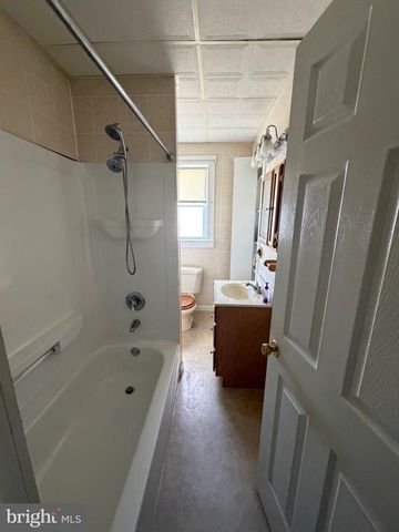 1548 MOSS ST, Reading, PA 19604