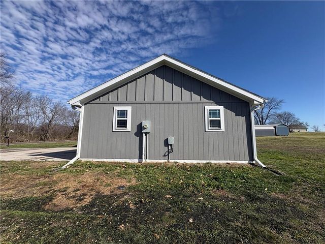 203 VALLEY Street, Lathrop, MO 64465