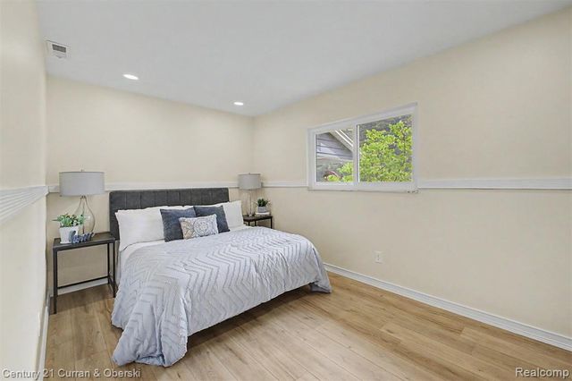 17875 Beck Road, Northville, MI 48168