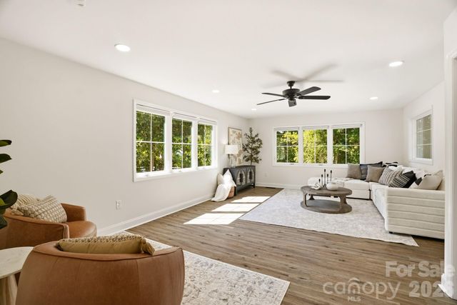 711 Concord Road, Davidson, NC 28036