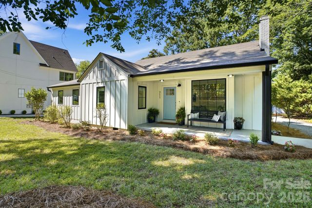 711 Concord Road, Davidson, NC 28036