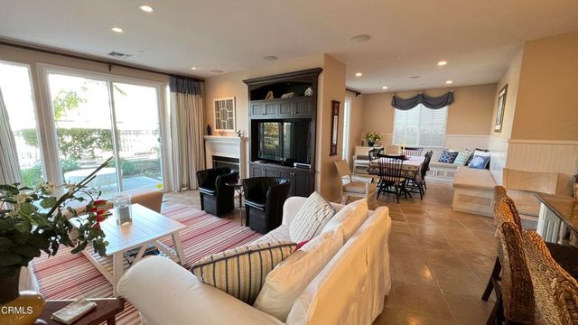 4353 Waterside Lane, Oxnard, CA 93035