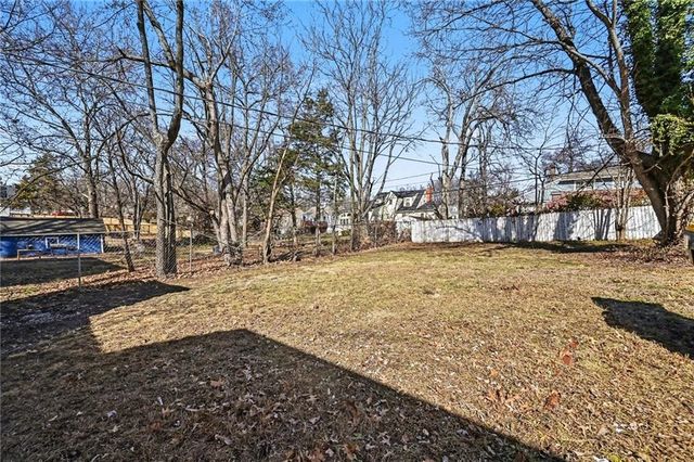 1518 E 76th Street, Kansas City, MO 64131