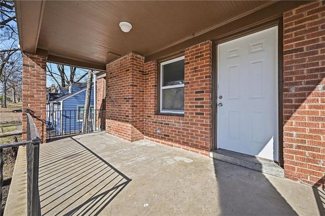 1518 E 76th Street, Kansas City, MO 64131