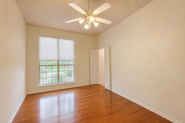 2737 Windswept Lane, Mesquite, TX 75181