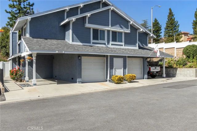 25259 Avenida Dorena, Newhall, CA 91321