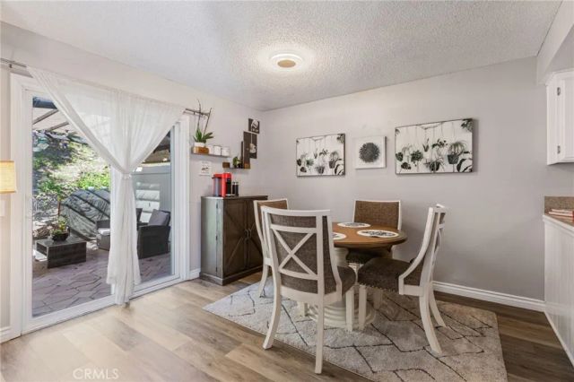 25259 Avenida Dorena, Newhall, CA 91321