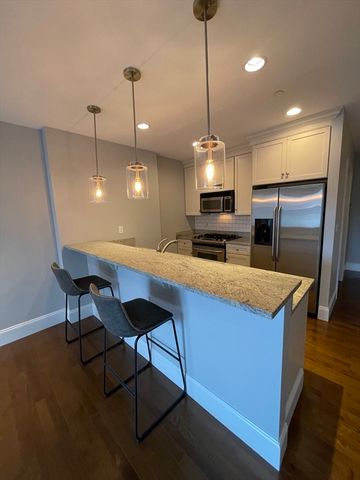 116-128 Rantoul 405, Beverly, MA 01915