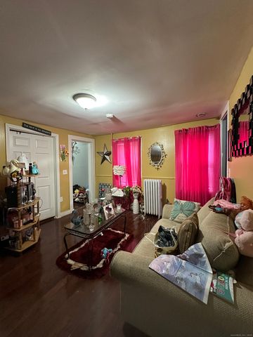 35 Loomis Street, Hartford, CT 06120