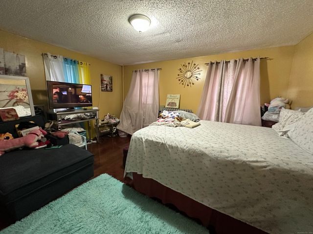 35 Loomis Street, Hartford, CT 06120