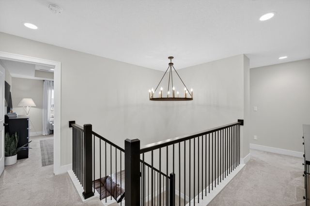 392 S 91st Street, West Des Moines, IA 50266