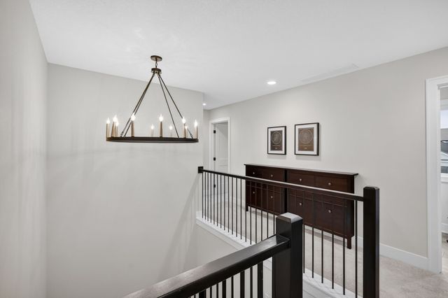 392 S 91st Street, West Des Moines, IA 50266