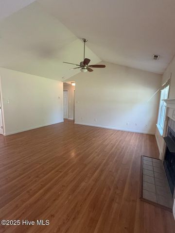 303 Nina Court, Jacksonville, NC 28540