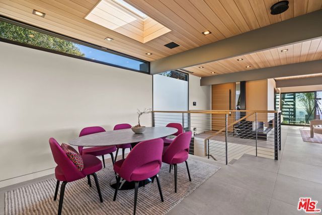 5671 Spreading Oak Drive, Los Angeles, CA 90068